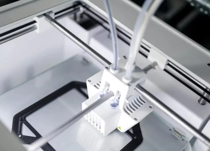 ultimaker S7 3D Printer comes with Remote printing